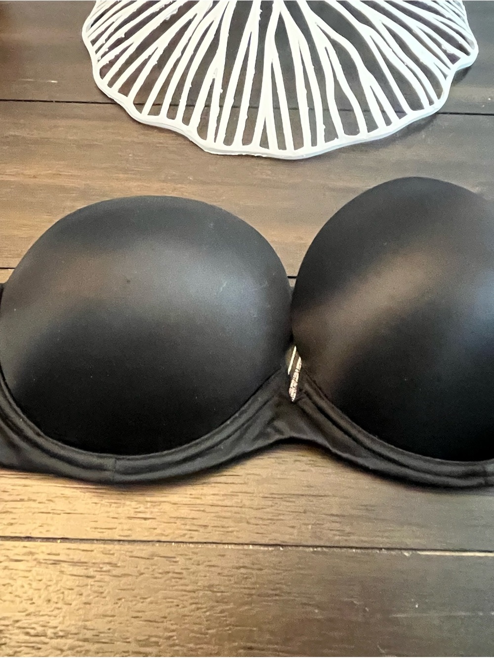 Victoria's Secret Black Strapless Push-Up Bra